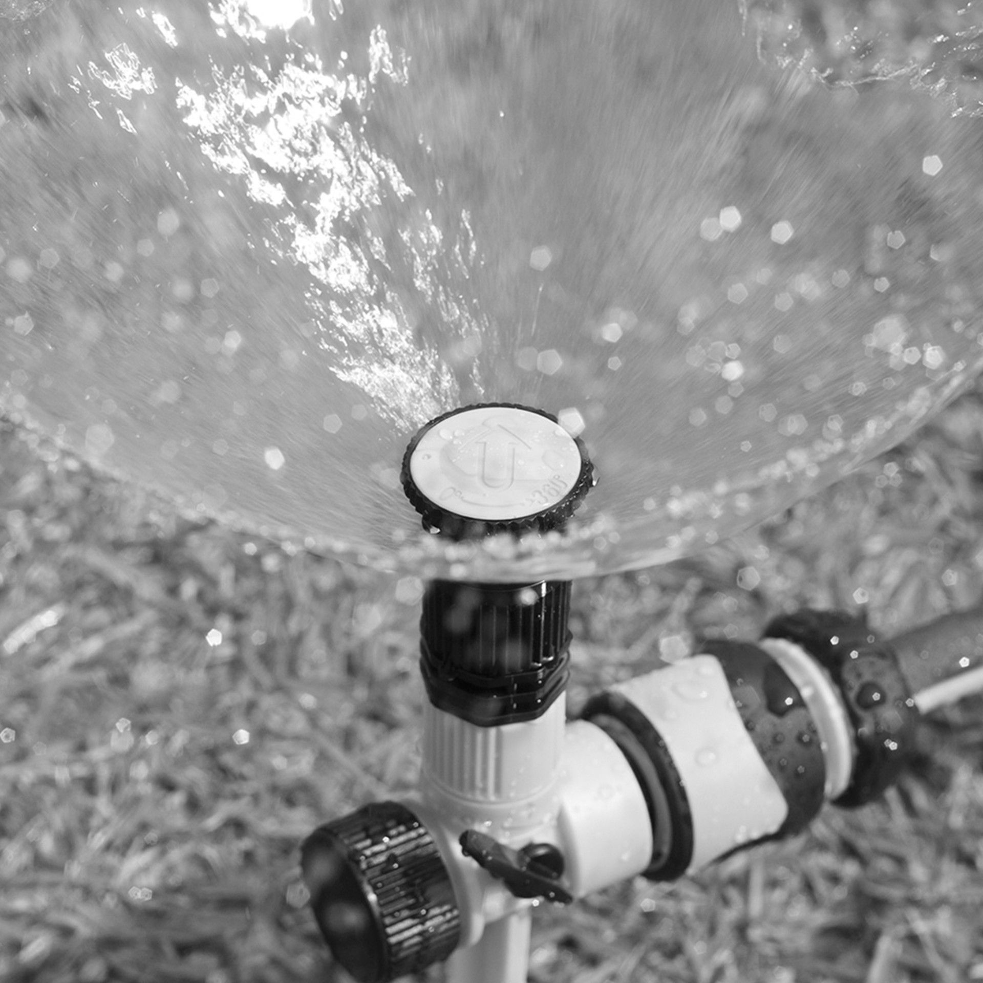 Aspersor regulável com suporte