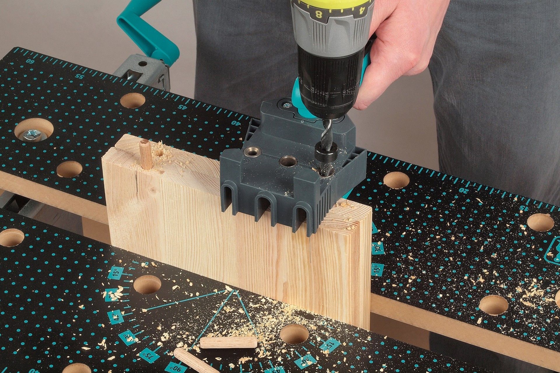 Escala Furação c/ Fixador p/ Berbequim