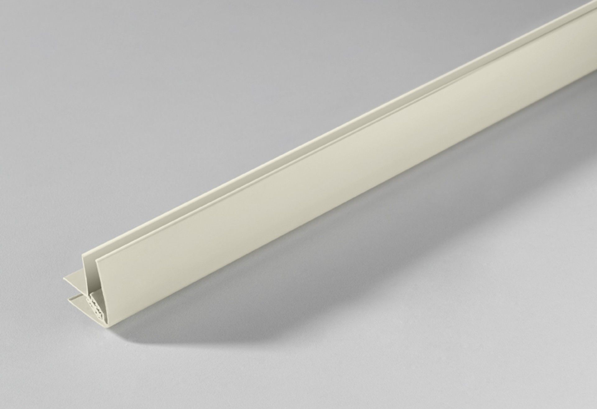 Ângulo PVC Bege 2,60m