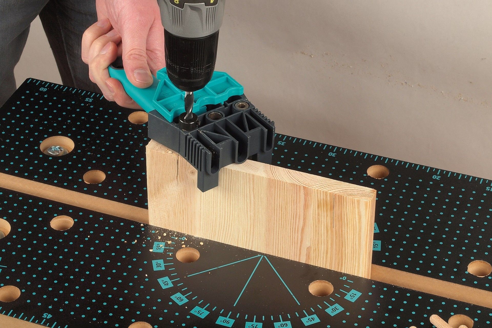 Escala Furação c/ Fixador p/ Berbequim