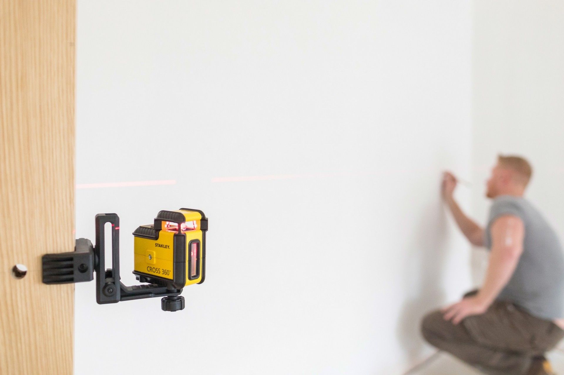 LÁSER DE LINHAS 360º STANLEY