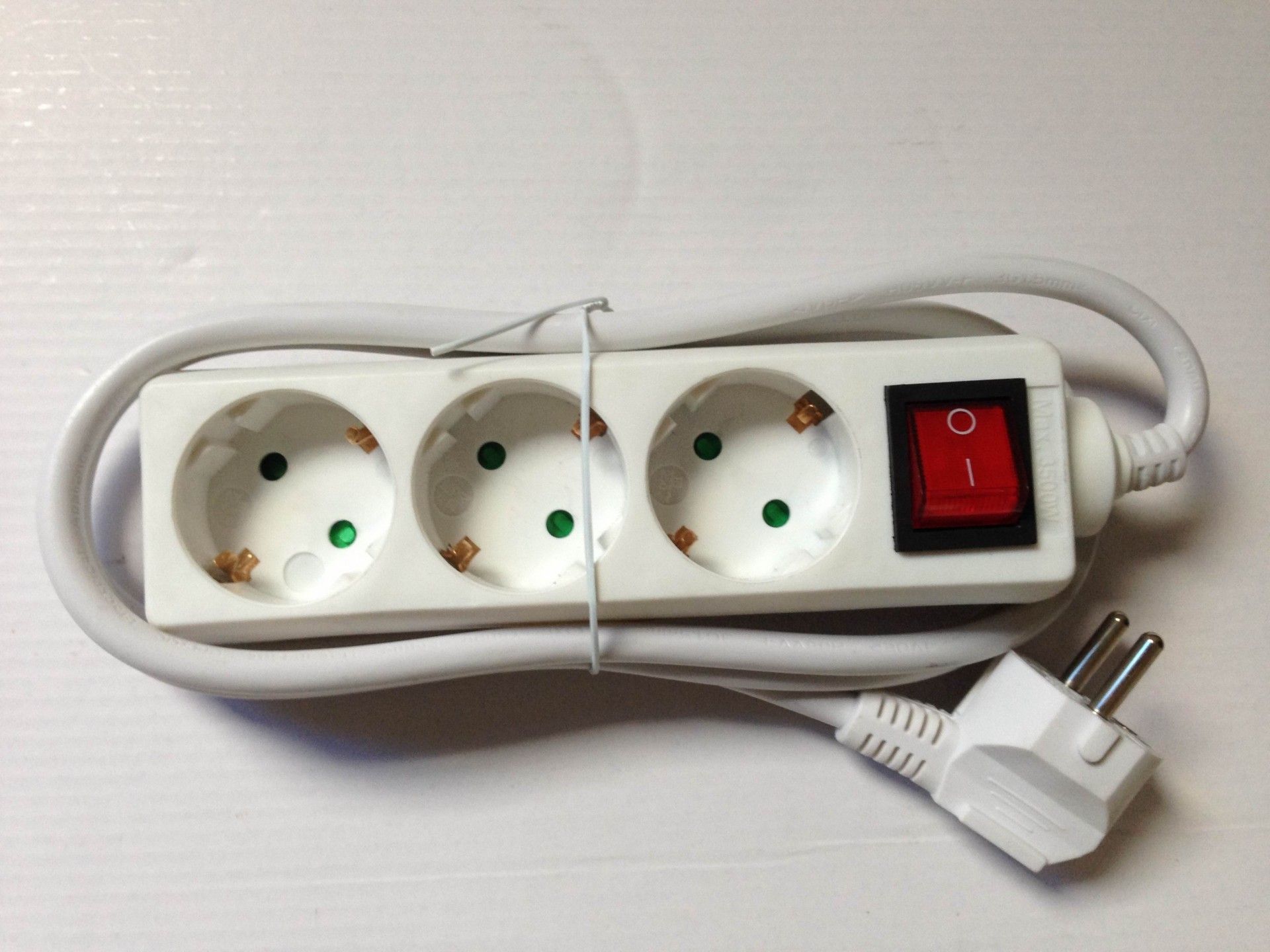 Bloco 3 Tomadas Com Interruptor e Cabo 1.5mx1.5mm