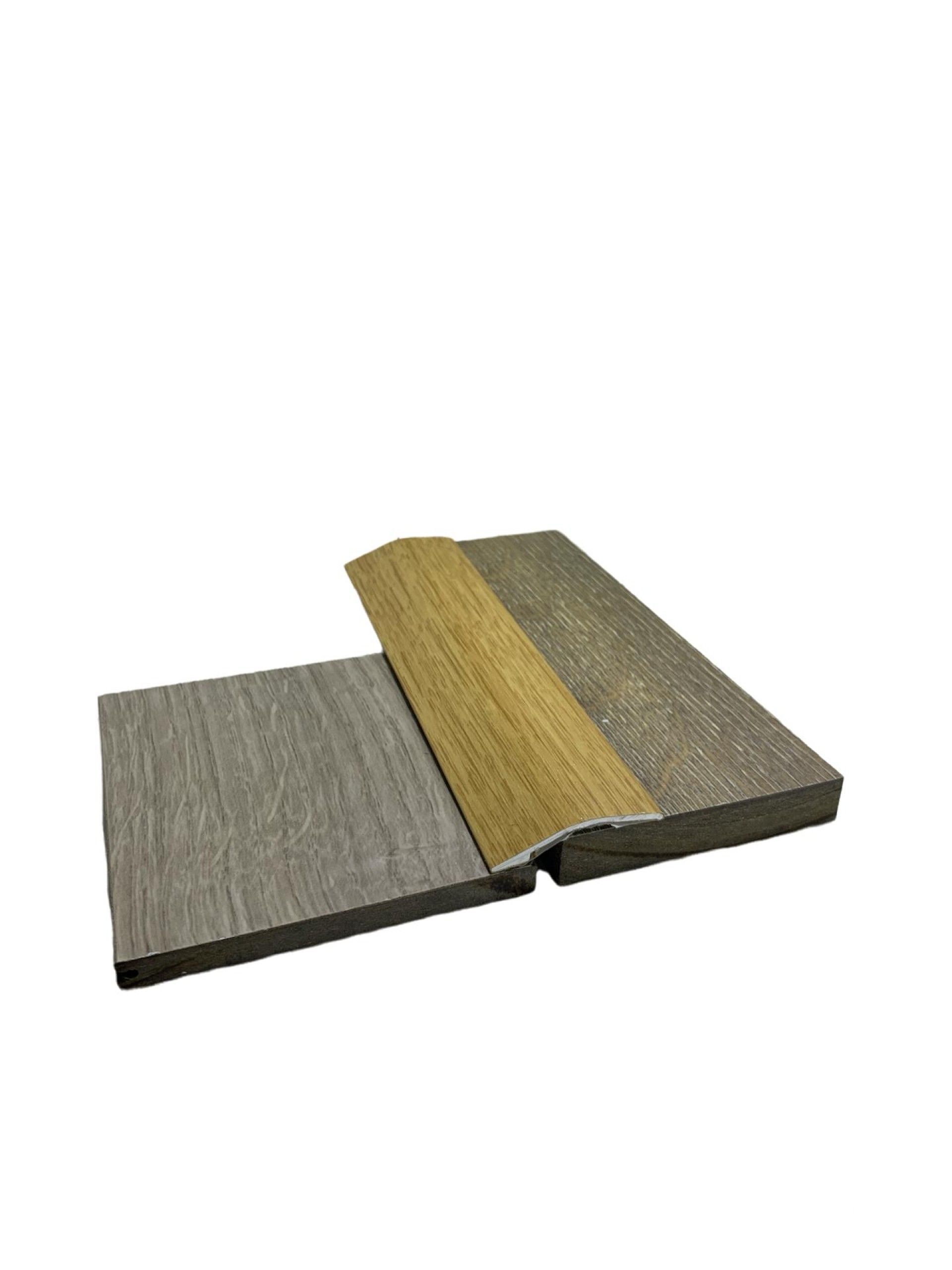 Perfil Desnível Adesivo 90x4x0,8 Carvalho