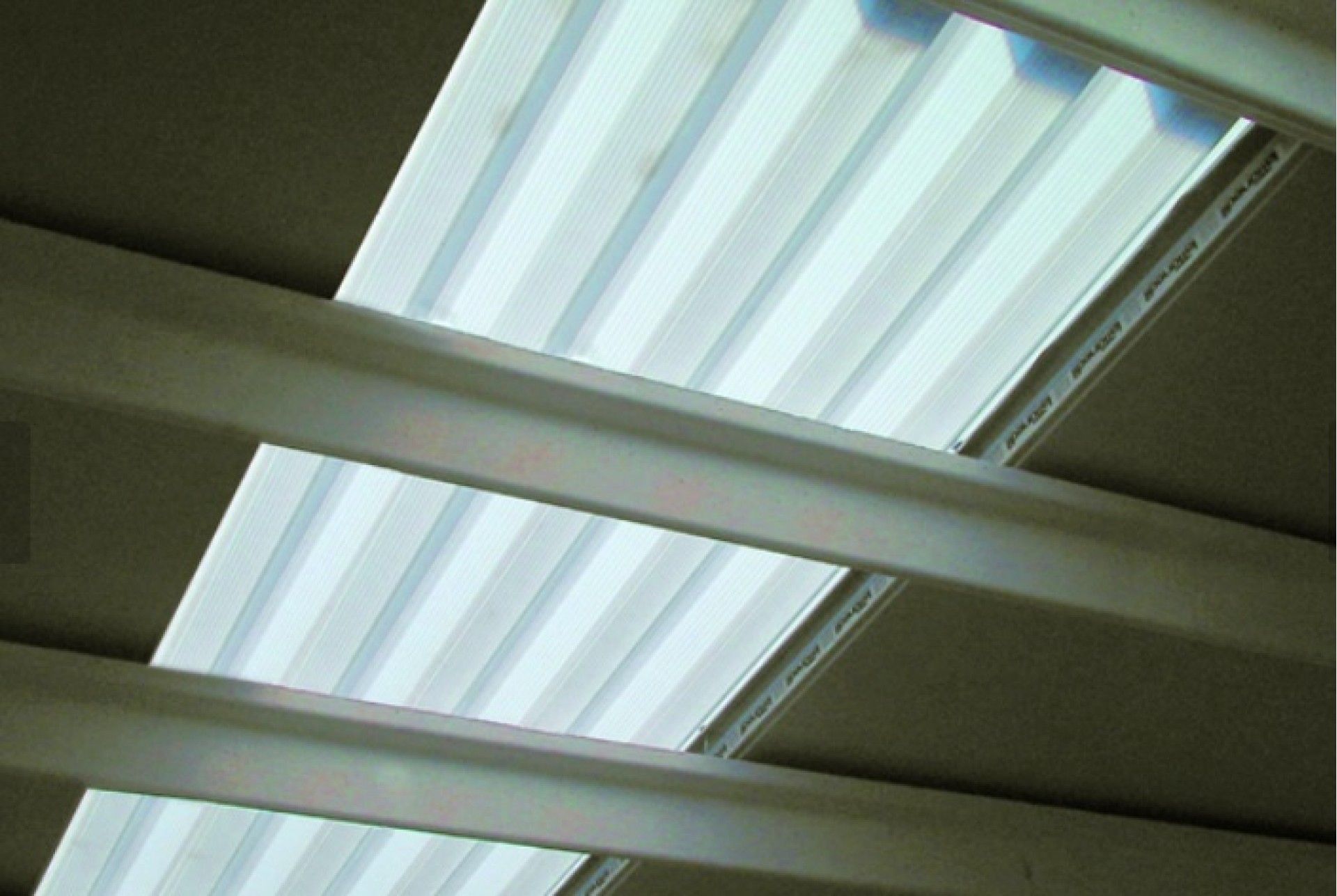 Policarbonato Alveolar Macro Greca Cristal 2.5x1