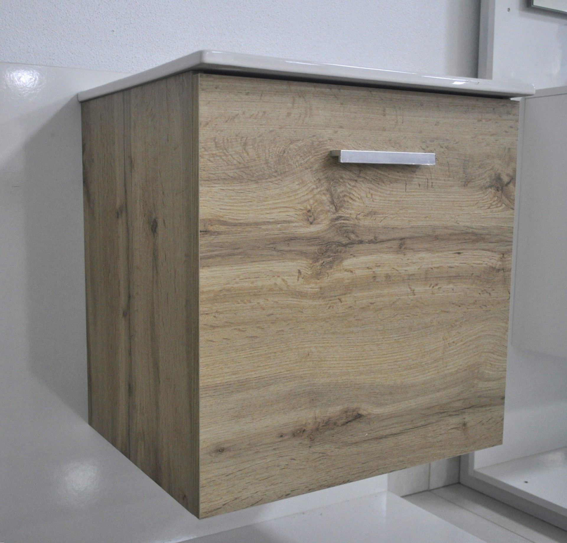 Conjunto Manaus 50cm (Móvel + Lavatório) Roble