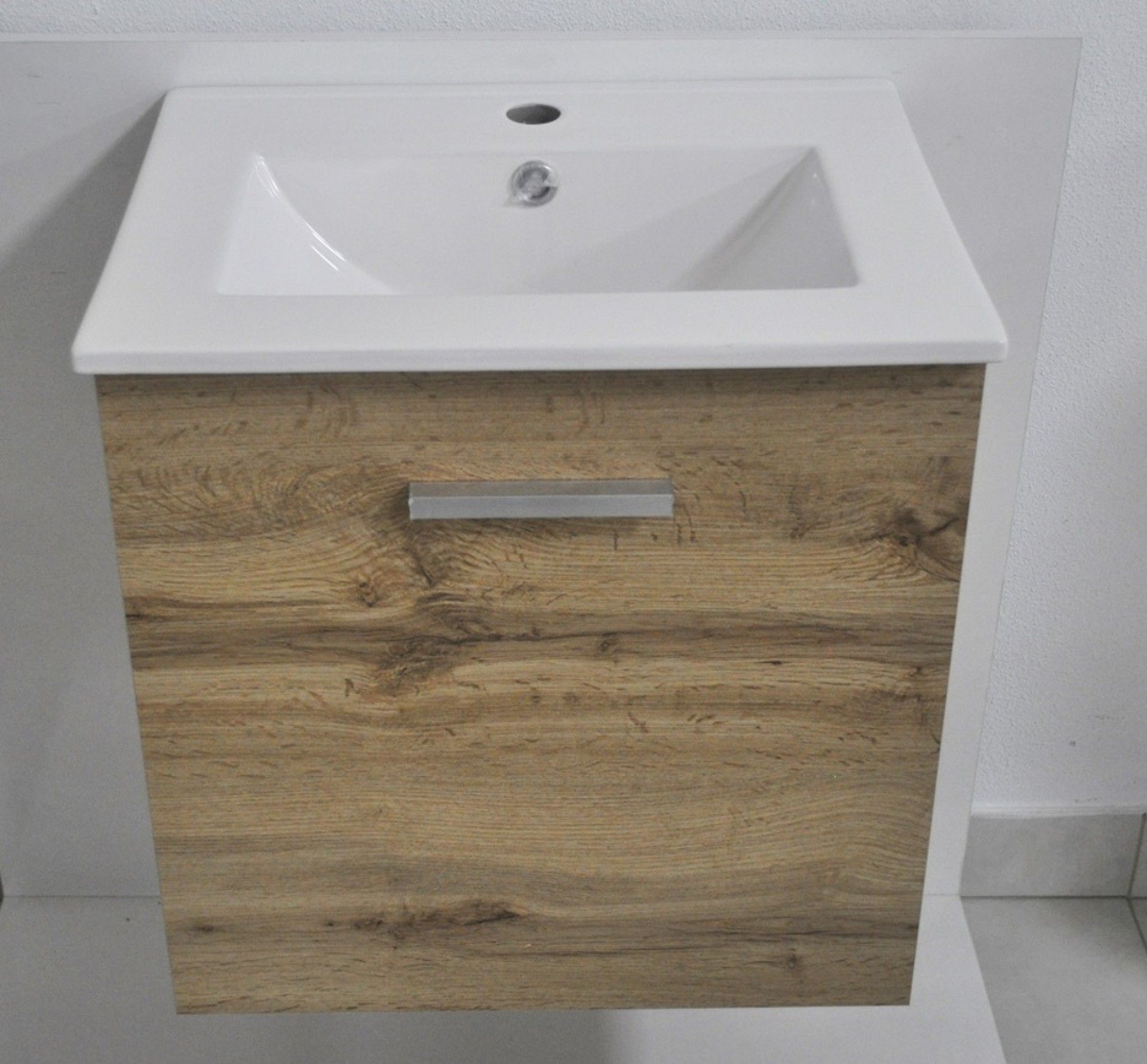 Conjunto Manaus 50cm (Móvel + Lavatório) Roble