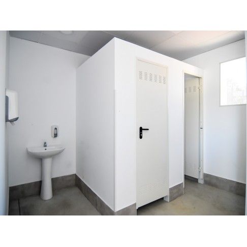 Porta Metal com Grelha Branca Direita 80x210cm Porta Metal com Grelha Branca Direita 80x210cm