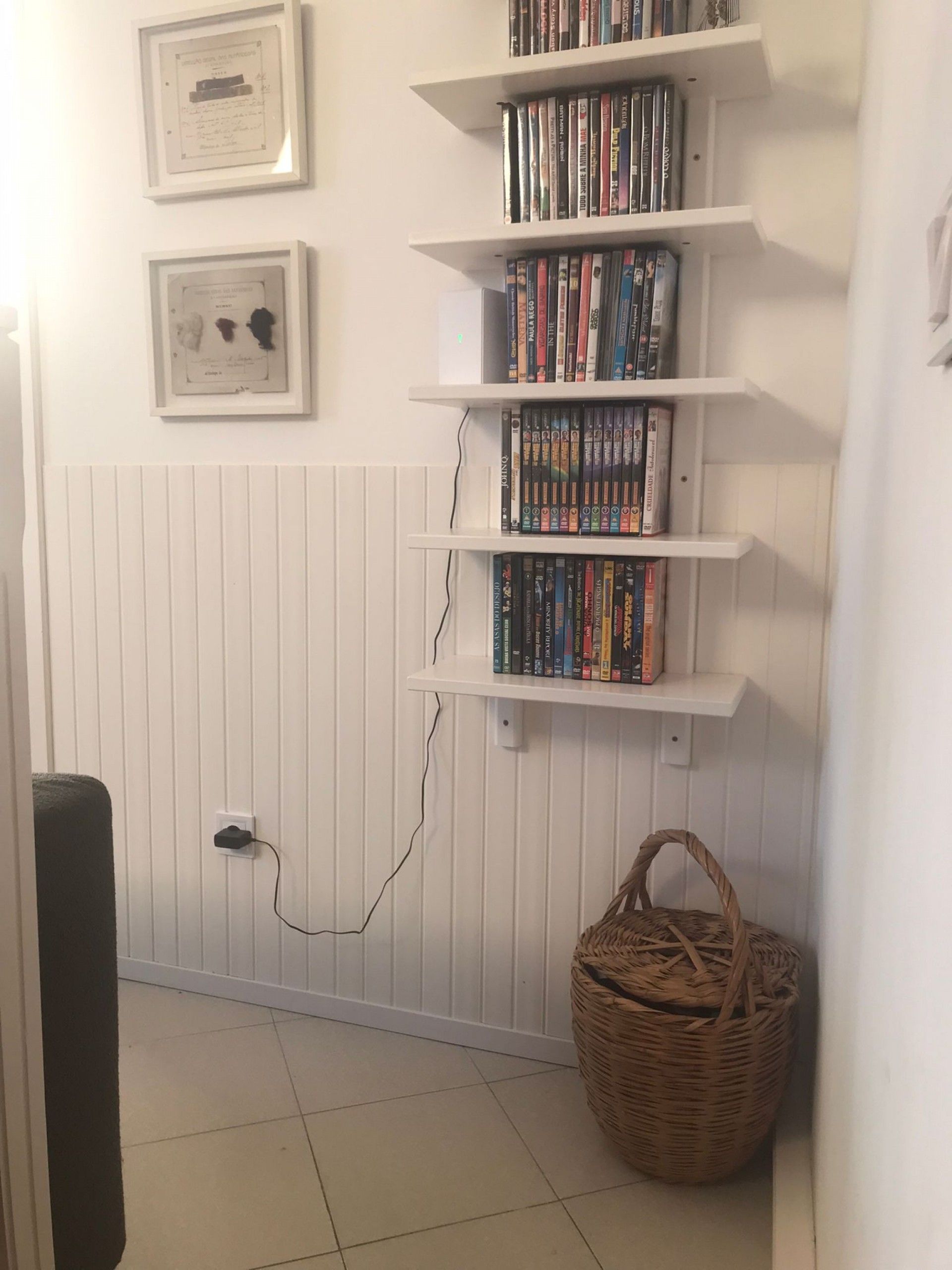 LAMBRIM PVC BRANCO 2600X120X7MM CX.3,744M2