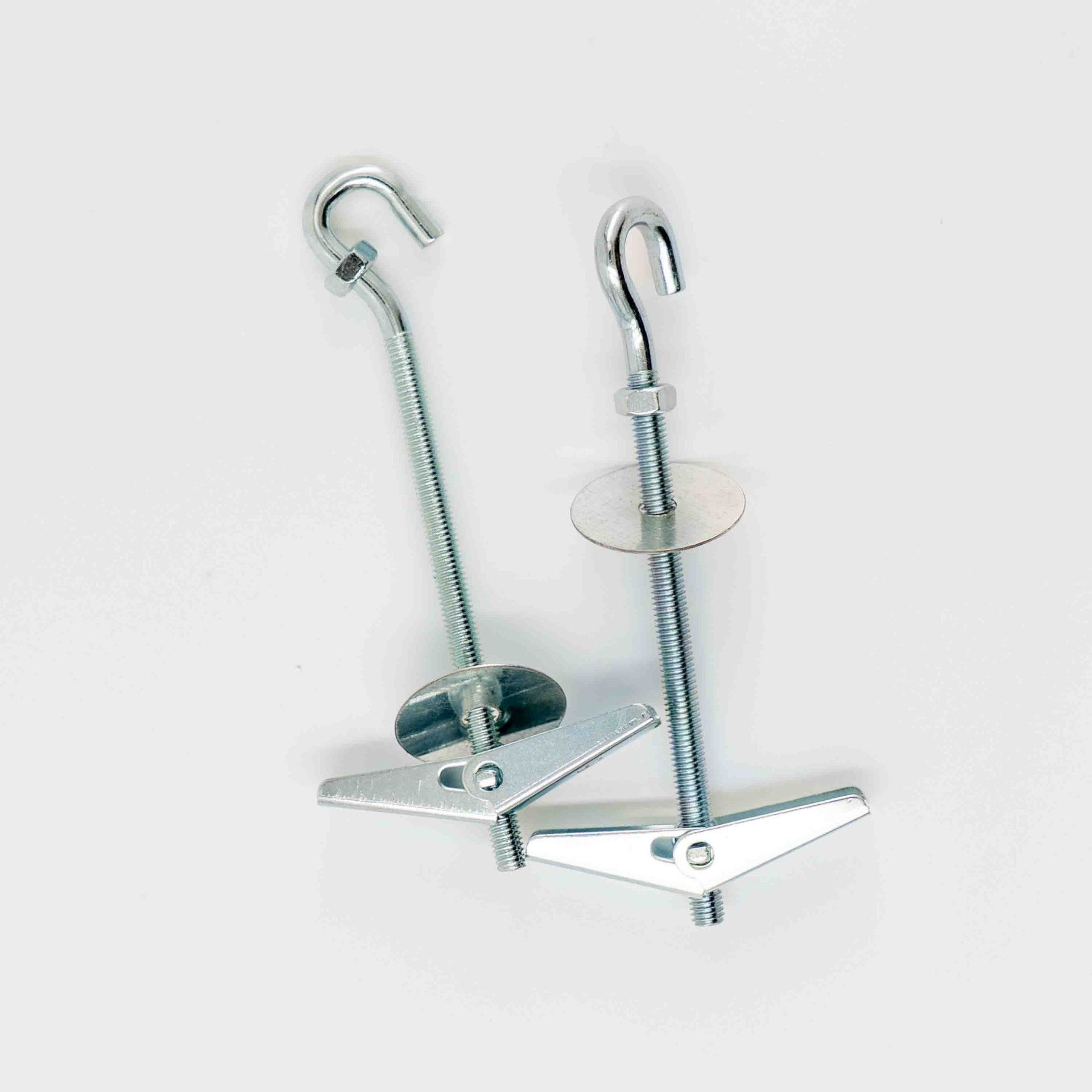 BUCHA METALICA COM GANCHO