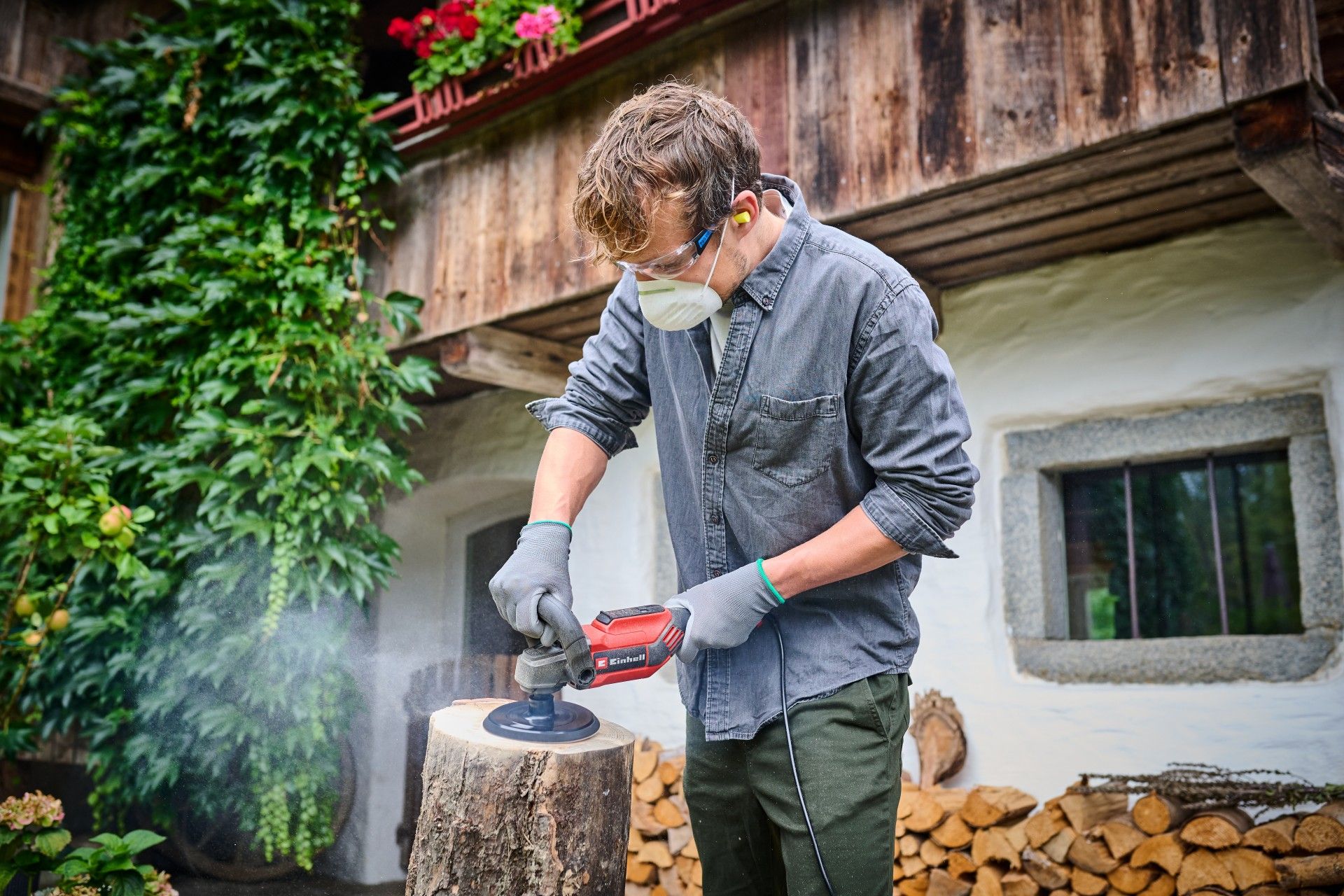 Polidora Multi-Rotação C/Fio 1100w Einhell