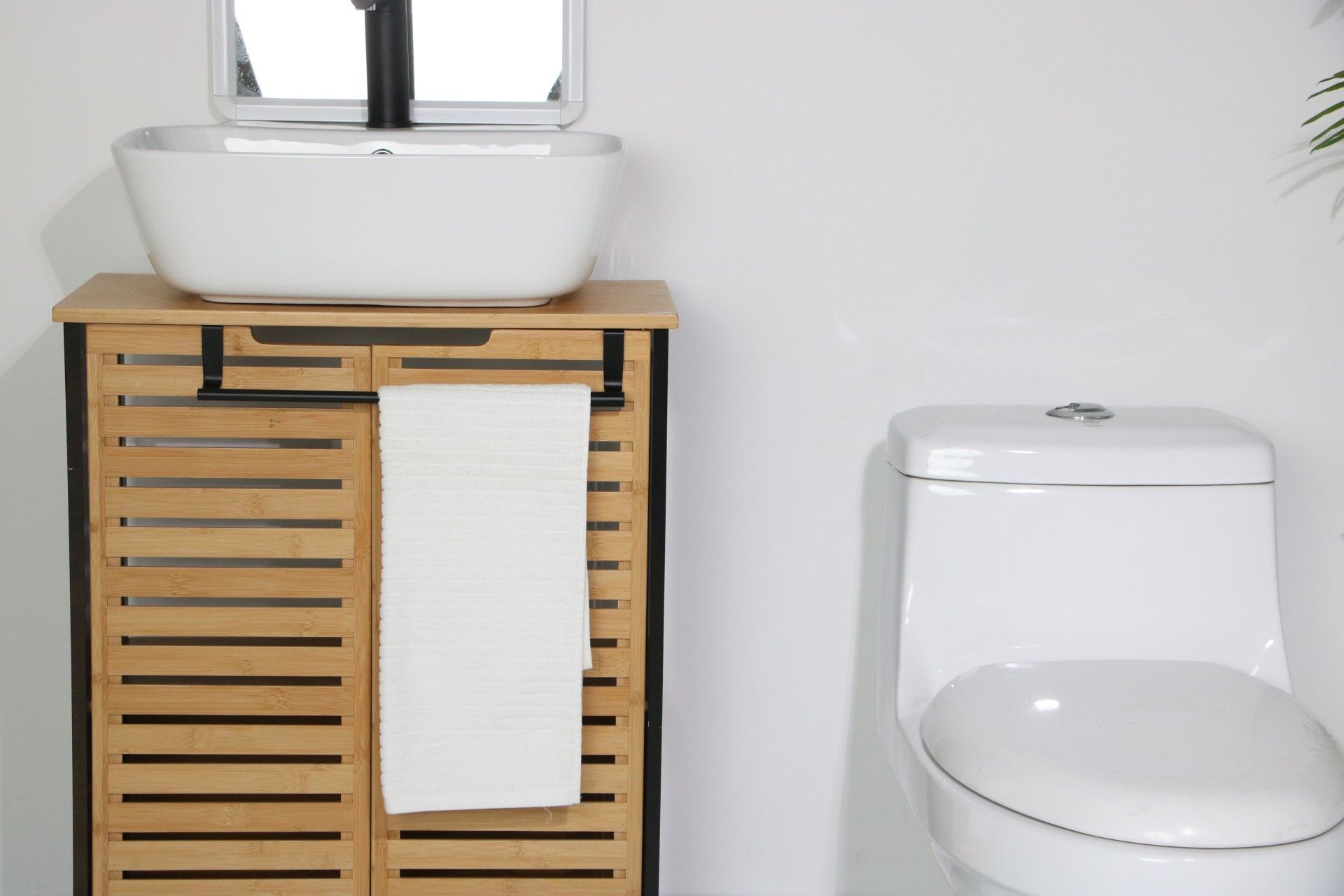 Toalheiro Para Móveis - Extensível de 22 a 35cm Preto