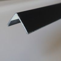 Cantoneira PVC Adesivo Preto 2800X25X25 mm Cantoneira PVC Adesivo Preto 2800X25X25 mm