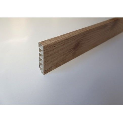 Rodapé PVC Alveolar Carvalho Claro 2500x70x15mm Rodapé PVC Alveolar Carvalho Claro 2500x70x15mm