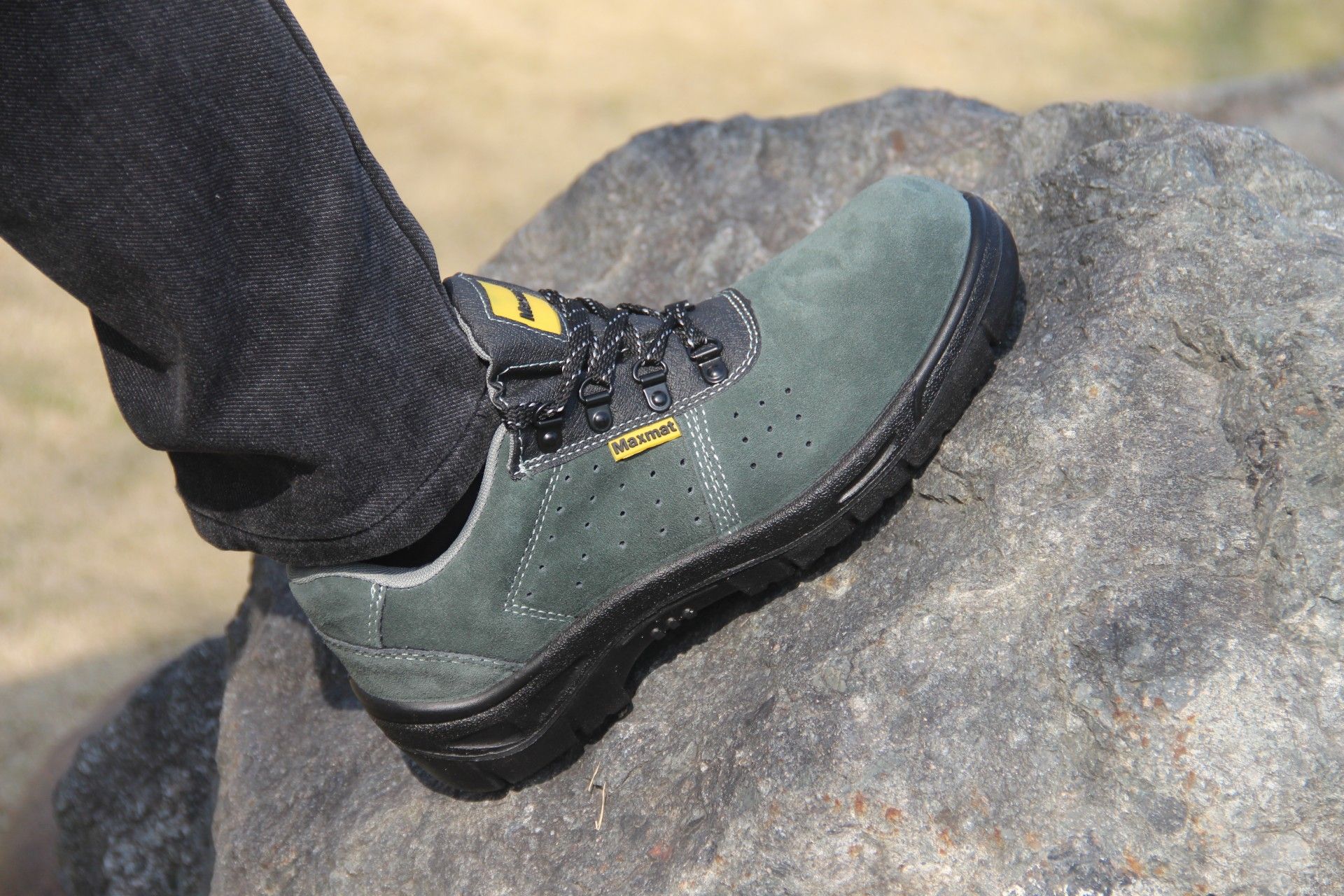 Sapato Camurça Cinza S1p Biqueira Aço | Tam. 39