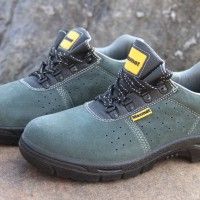 Sapato Camura Cinza S1p Biqueira Ao