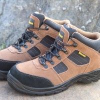 Bota Castanha S1P Biquiera Aço Tam. 39 Bota Castanha S1P Biquiera Aço Tam. 39