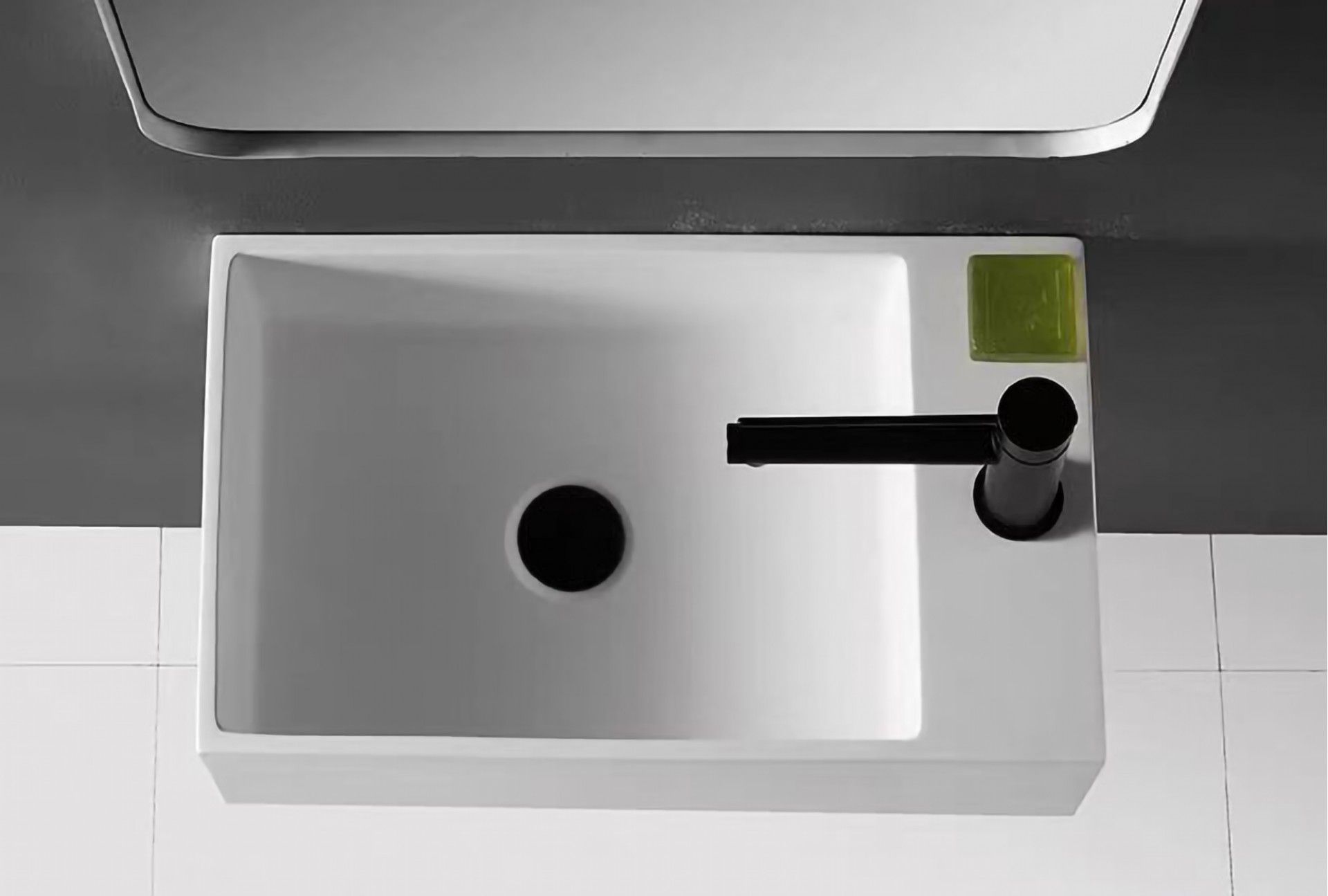 Lavatório Suspenso Resina 50x28x15cm Branco