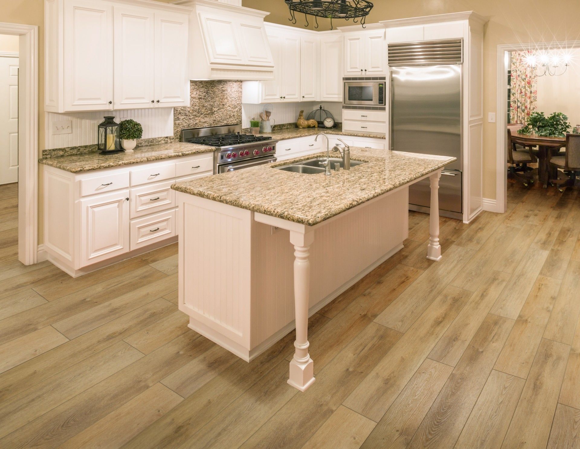 PAVIMENTO VINÍLICO SPC CLICK 5MM OAK NATURAL 2,64M2