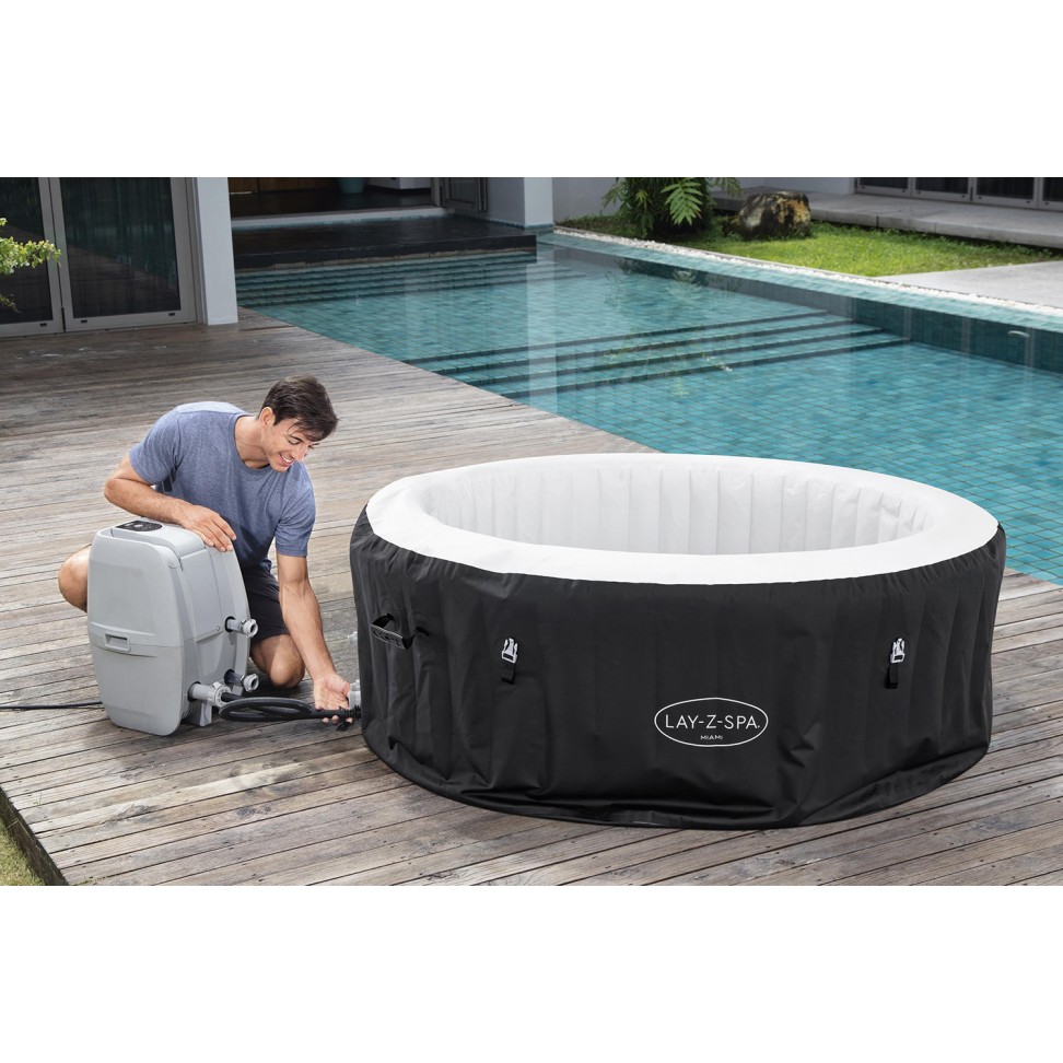Spa insufl�vel 180x66cm 2-4 pessoas