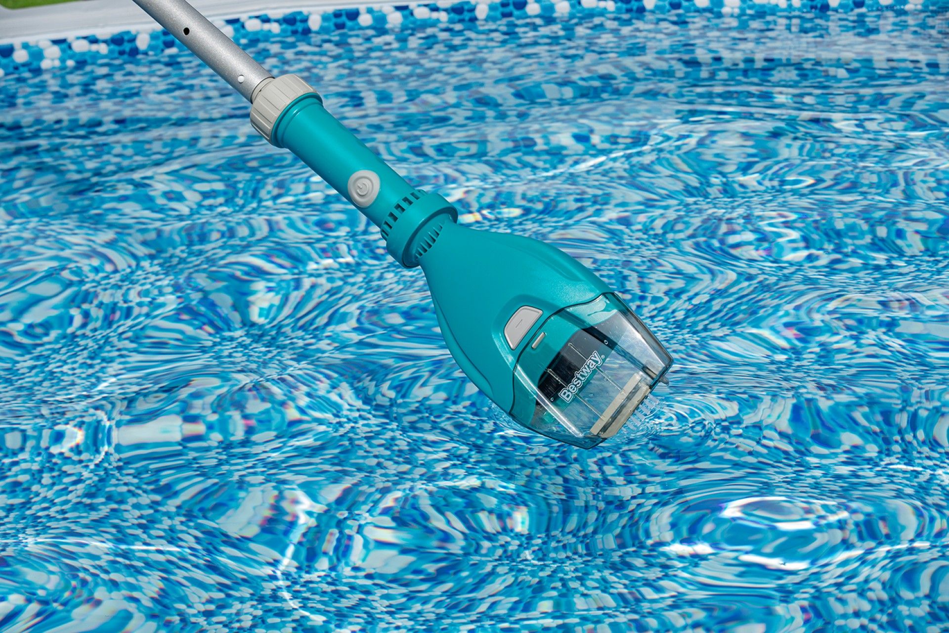 Aspirador de piscina sem fios Aquatech