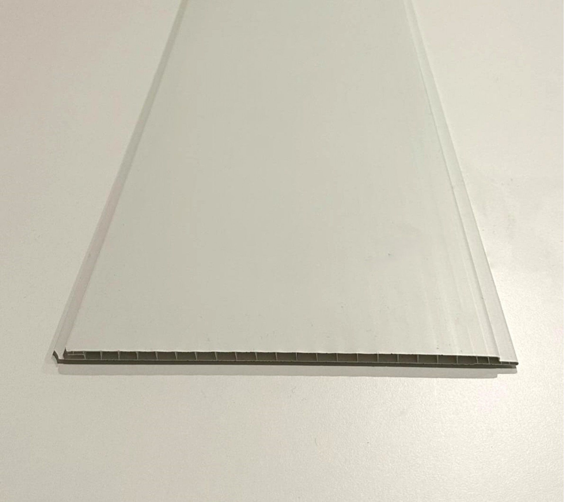 Lambrim PVC Branco 2700x200x6mm Cx.5,4m2