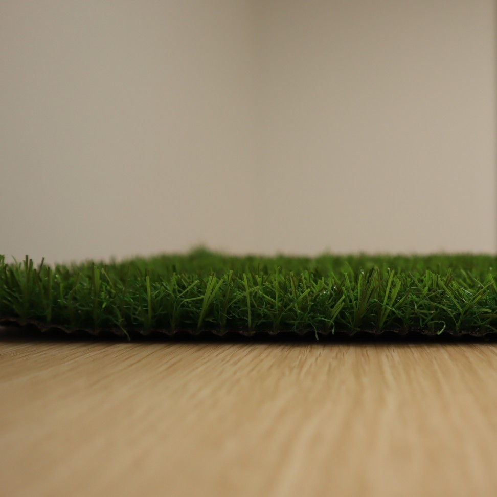 Relva artificial 20mm verde/verde Sage rolo 1x5m