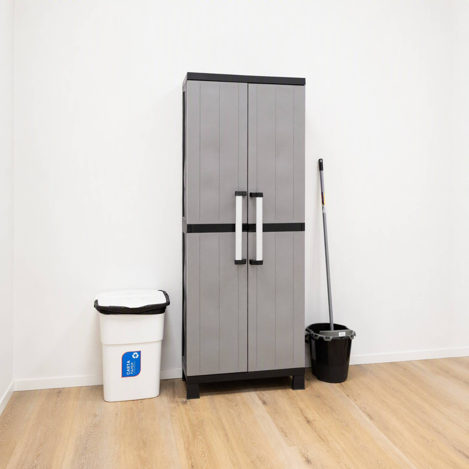 Armário Multiusos Alto Garage PVC Cinzento e Preto